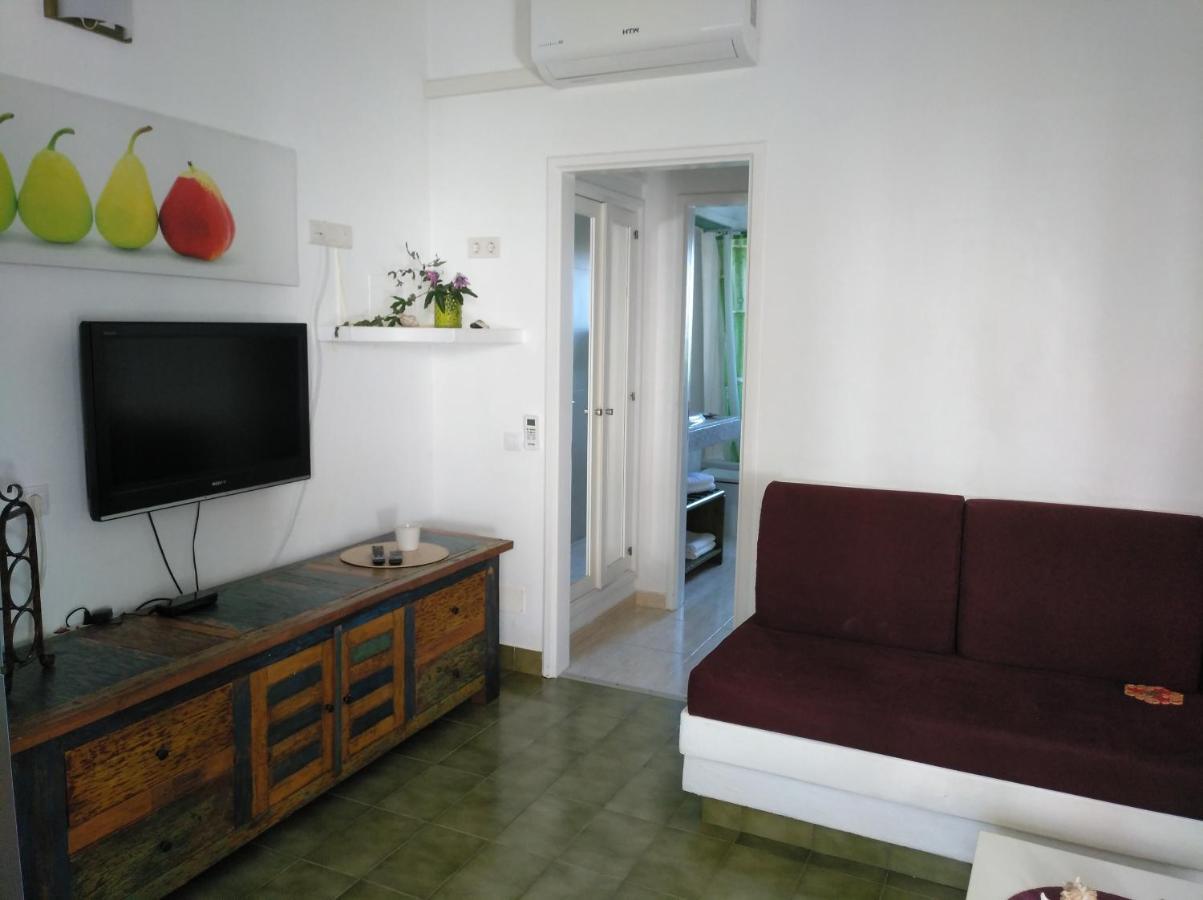 2 Calle Azucenas Appartamento *